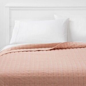 Open Box - Threshold - Full/Queen Channel Stitch Velvet Quilt Soft Blush Blush